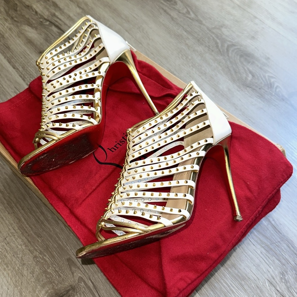 Final price drop‼️Christian Louboutin white gold spiked leather stilettos - Picture 2 of 5